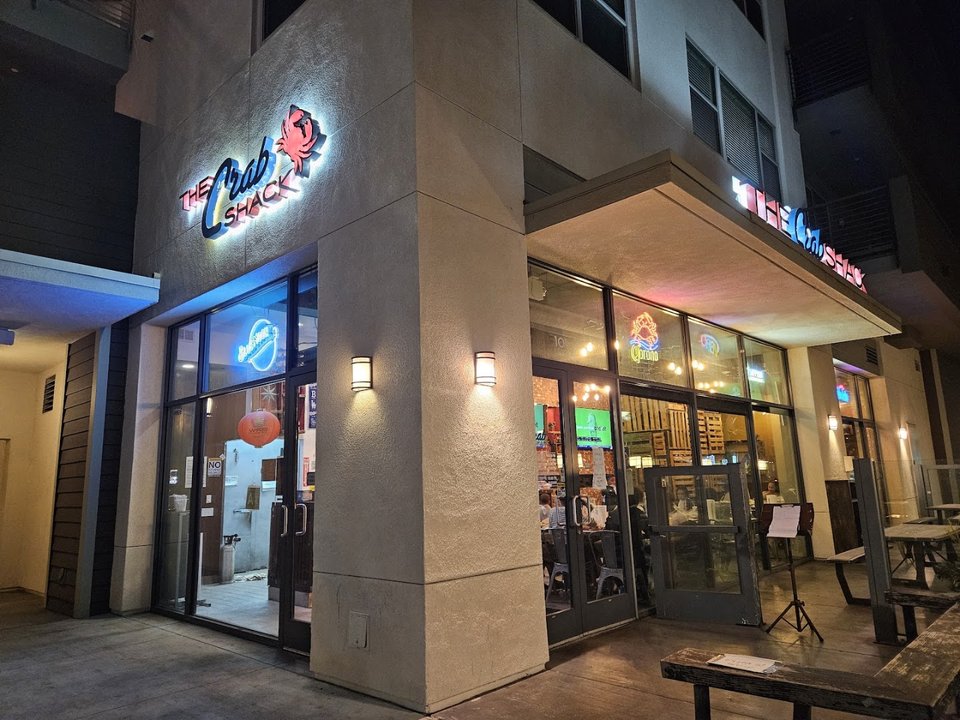The Crab Shack at Carson storefront on Carson Street.